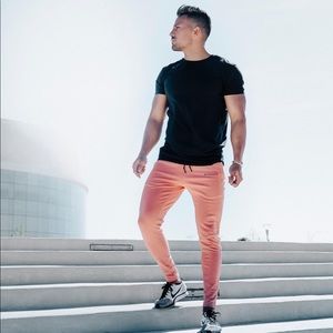 Alphalete men’s black viscose t shirt